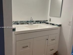 14020 SW 90th Ter 14020, Miami FL 33186