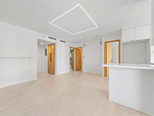 4854 NW 7th St 206, Miami FL 33126