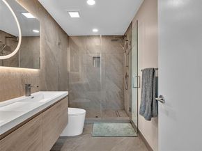 3029 NE 188th St 503, Aventura FL 33180