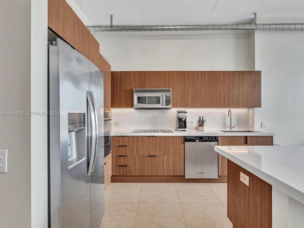 3029 NE 188th St 503, Aventura FL 33180