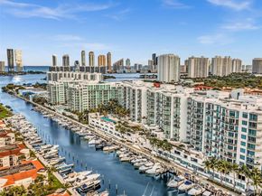 3029 NE 188th St 503, Aventura FL 33180