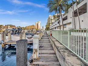 3029 NE 188th St 503, Aventura FL 33180