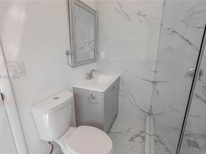 2462 Johnson St, Hollywood FL 33020