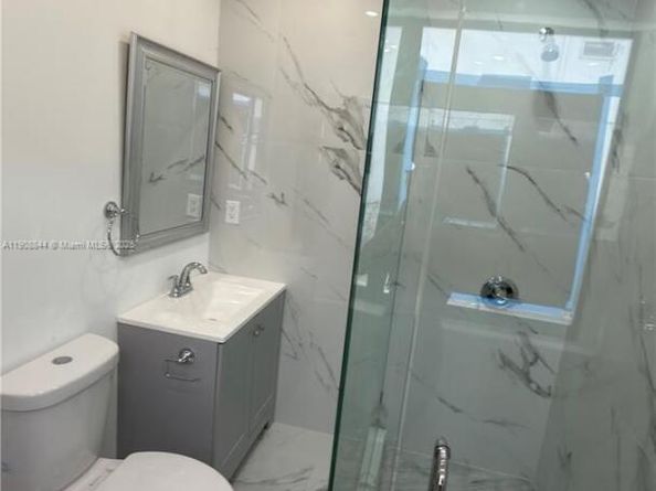 2462 Johnson St, Hollywood FL 33020