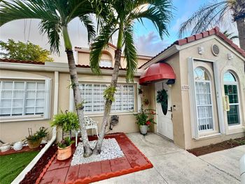 6926 NW 166th Ter