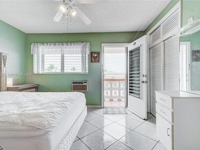 800 SW 10th Ter 20T, Hallandale Beach FL 33009