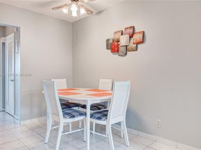 800 SW 10th Ter 20T, Hallandale Beach FL 33009