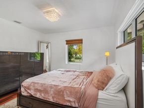 8215 SW 63rd Pl, Miami FL 33143