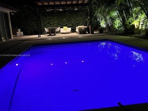 8215 SW 63rd Pl, Miami FL 33143