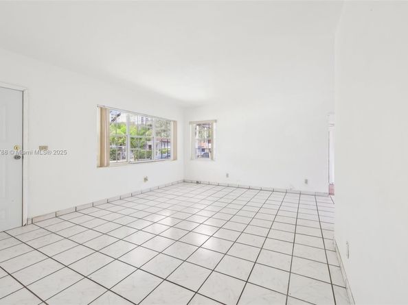 1121 SW 36th Ave, Miami FL 33135