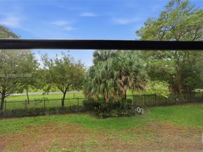 1201 Hillcrest Ct 209, Hollywood FL 33021
