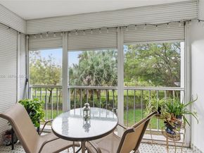 1201 Hillcrest Ct 209, Hollywood FL 33021