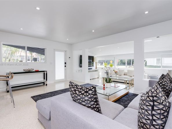 8290 N Bayshore Dr, Miami FL 33138