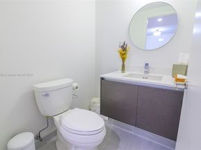 1201 20th St 313, Miami Beach FL 33139