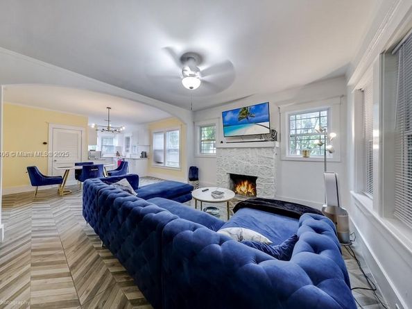 46 NE 43rd St, Miami FL 33137