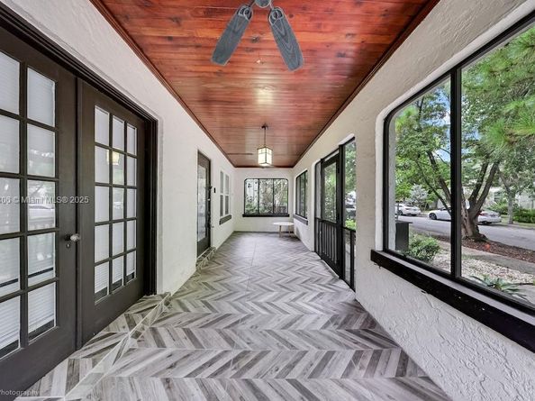 46 NE 43rd St, Miami FL 33137