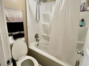 425 NW 210th St 102, Miami Gardens FL 33169