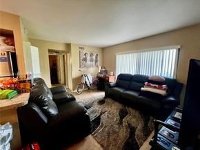 425 NW 210th St 102, Miami Gardens FL 33169