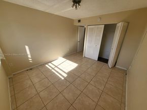 711 N Pine Island Rd 407, Plantation FL 33324