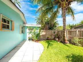 4400 NE 13th Ave, Oakland Park FL 33334
