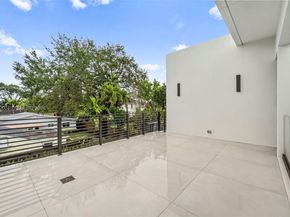 685 NE 81 St, Miami FL 33138