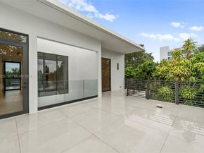 685 NE 81 St, Miami FL 33138