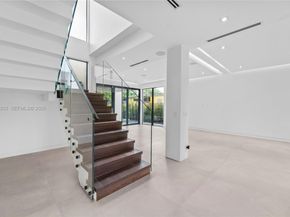 685 NE 81 St, Miami FL 33138