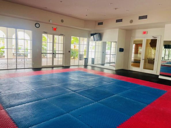 10902 NW 83rd St 112, Doral FL 33178