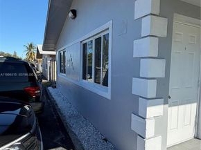 1028 NW 3rd Ave, Fort Lauderdale FL 33311