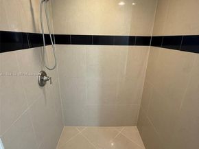 4411 NW 34th St, Lauderdale Lakes FL 33319