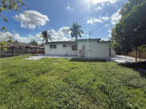 4411 NW 34th St, Lauderdale Lakes FL 33319