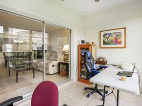 4805 NW 35th St 404, Lauderdale Lakes FL 33319