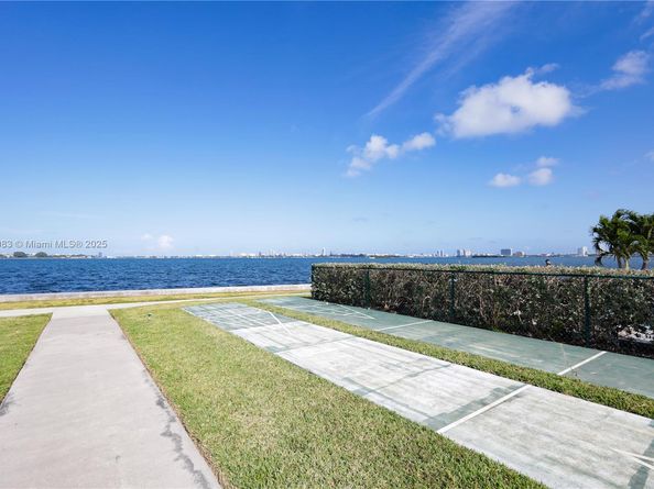 1700 NE 105th St 512, Miami Shores FL 33138