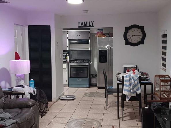341 NW 39th St, Miami FL 33127