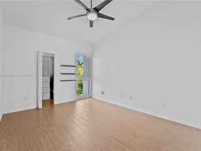 3936 NE 168th St 7, North Miami Beach FL 33160