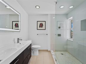3936 NE 168th St 7, North Miami Beach FL 33160