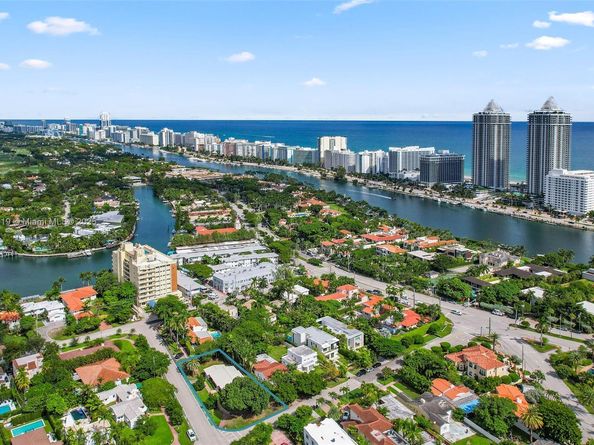 4601 Royal Palm Ave, Miami Beach FL 33140