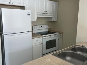 2701 Riverside Dr 308B, Coral Springs FL 33065