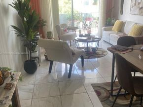 1990 Marseille Dr 201, Miami Beach FL 33141