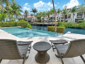 3835 Carole Ct, Miami FL 33133