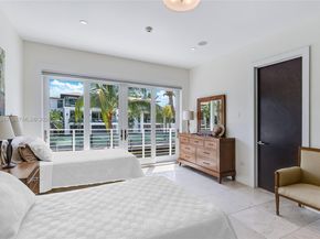 3835 Carole Ct, Miami FL 33133