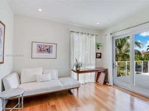 3835 Carole Ct, Miami FL 33133