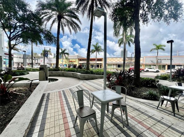 7135 Collins Ave 621, Miami Beach FL 33141