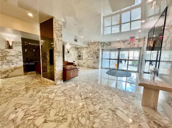 7135 Collins Ave 621, Miami Beach FL 33141