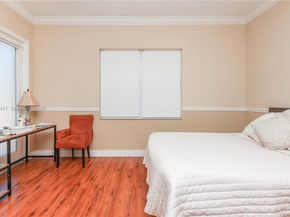 19301 Seneca Ave, Weston FL 33332