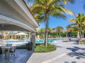 19301 Seneca Ave, Weston FL 33332