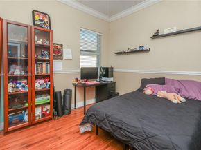 19301 Seneca Ave, Weston FL 33332