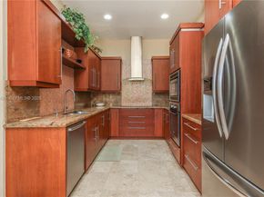 19301 Seneca Ave, Weston FL 33332