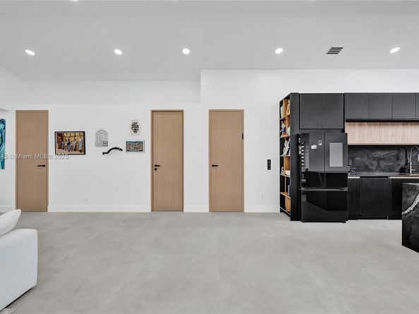 3371 SW 51st St, Hollywood FL 33312