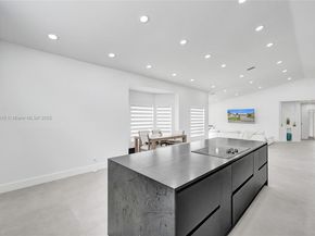 3371 SW 51st St, Hollywood FL 33312